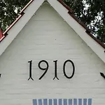 Huus An't Diek Von 1910 * Krummhörn